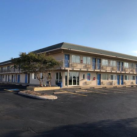 Motel 6-Clute, Tx Екстериор снимка